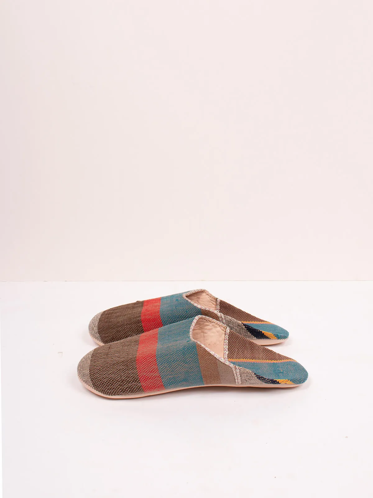 Moroccan Boujad Basic Babouche Slippers, Camel Stripe