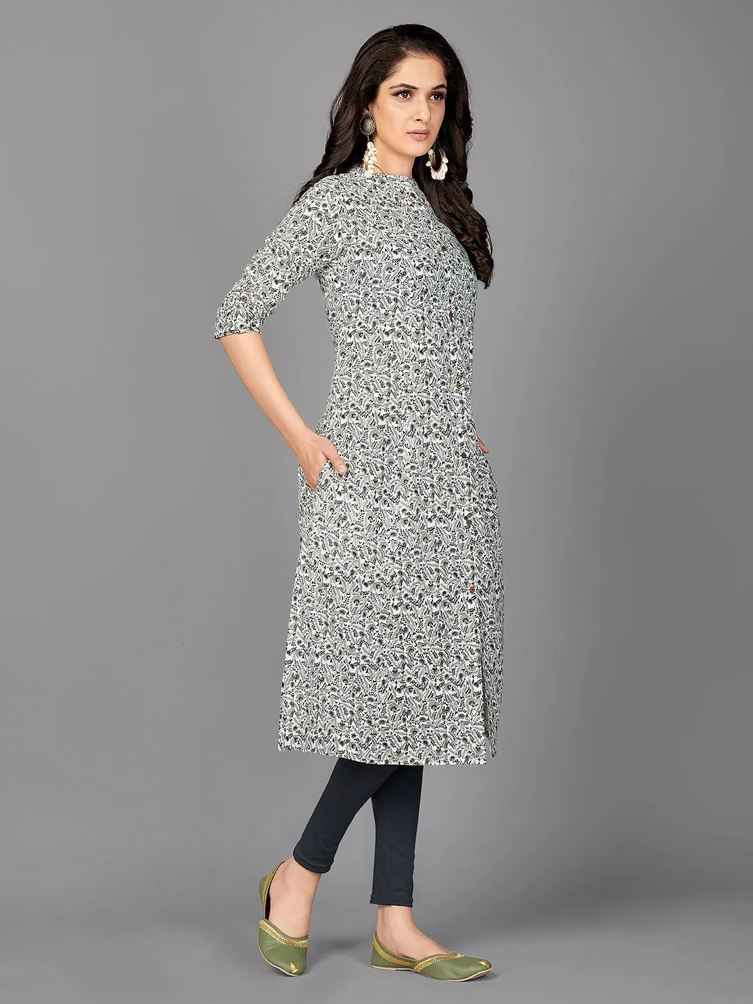 Women'S  A-Line Cotton White Stitched Kurta With Multiple Slit