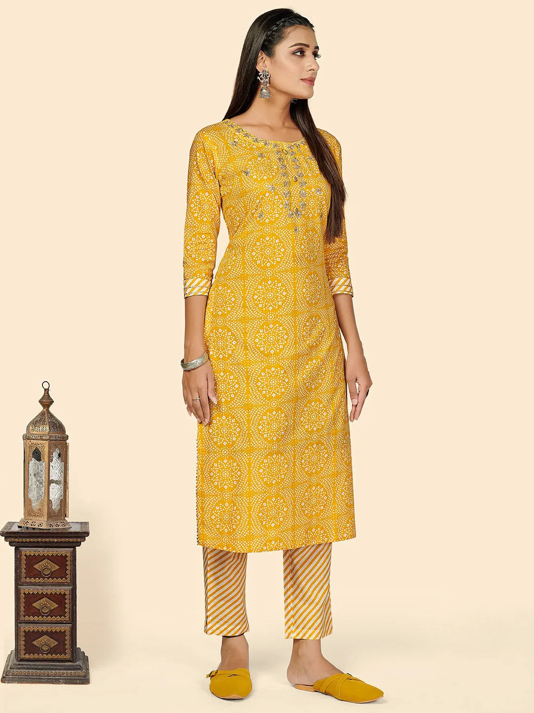 Women'S Bandhi Print & Embroidered Straight Cotton Yellow Stitched Kurta Pant With Dupatta