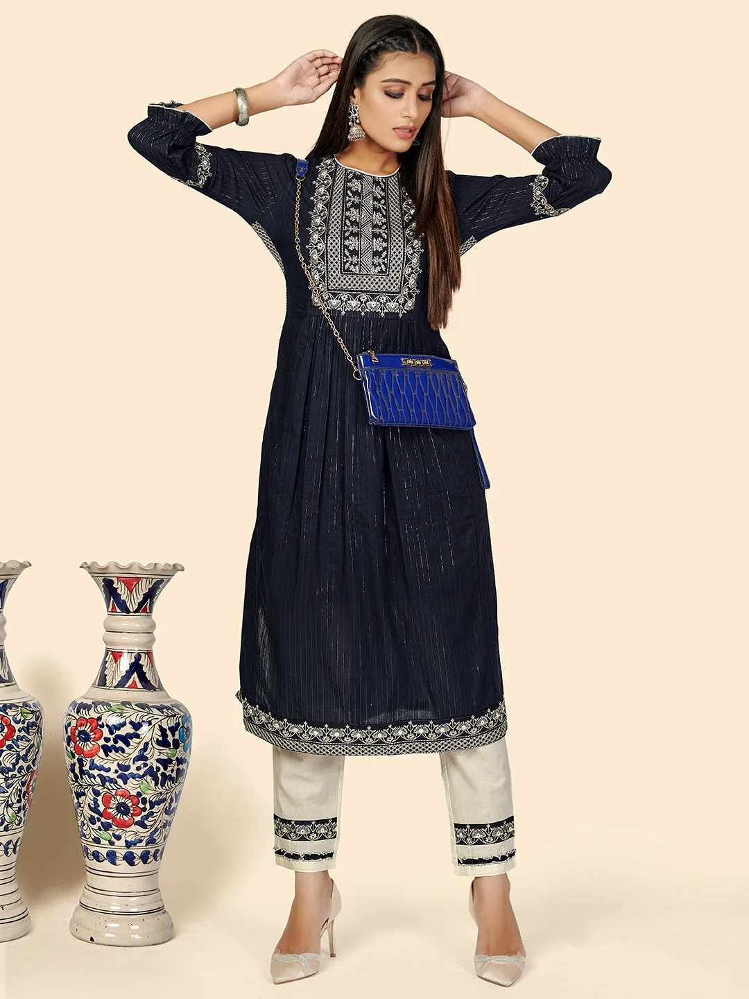 Women'S Embroidered Straight Cotton Blue Stitched Kurta With Pant