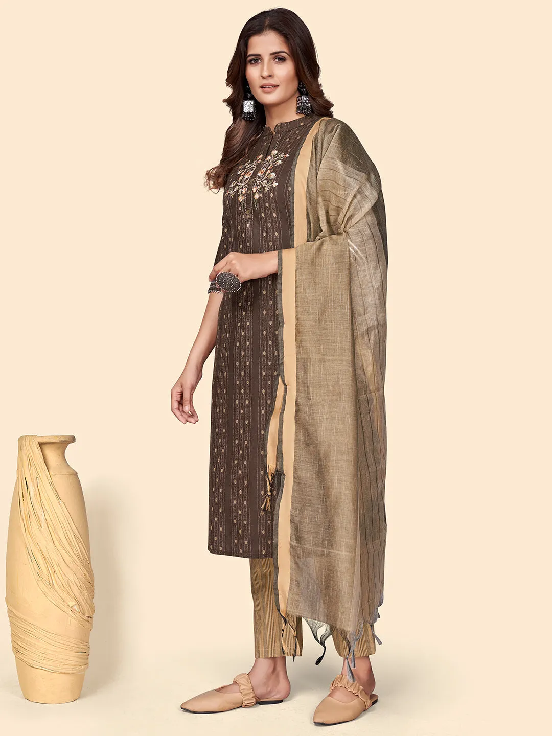 Women'S Print & Embroidered Straight Cotton Blend Brown Stitched Kurta Pant With Dupatta