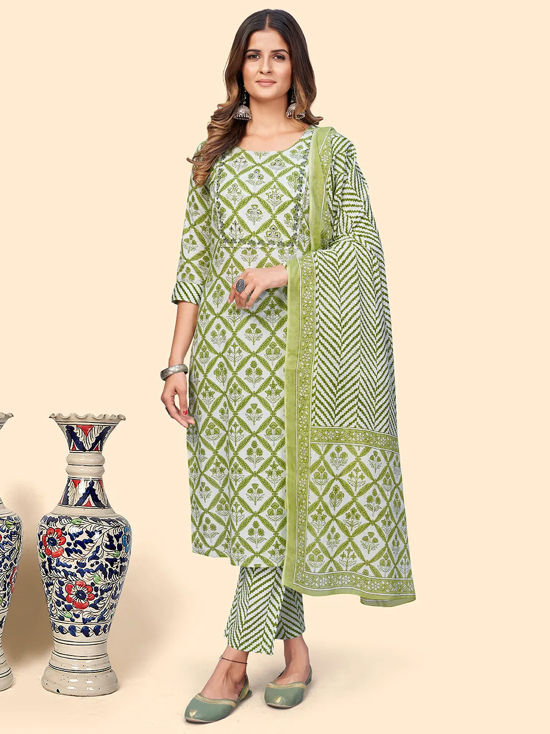 Women'S Printed & Embroidered Straight Cotton Green Stitched Kurta Pant With Dupatta